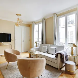 pick-a-flats-duplex-apartment-in-opera-rue-de-lisly.fr-paris.fr/